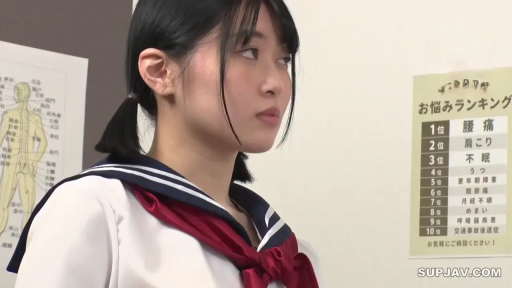 诊所 · 漠然 · 上半身特写 · 白色水手服