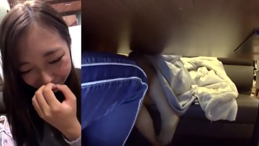 面部 · 口交 · 羞涩 · 跪姿 · 桌子 · 休闲服 · 分屏 · 桌下