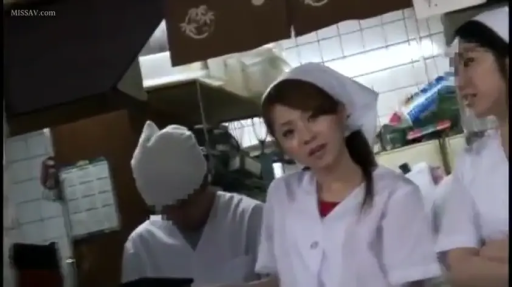 站立 · 自然 · 半身 · 厨房 · 熟女 · 厨具 · 工作 · 厨师服