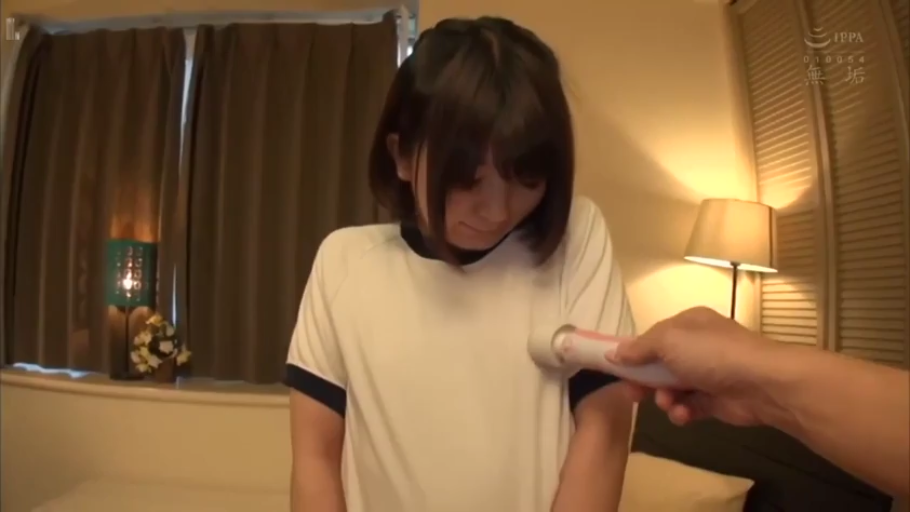 室内 · 站立 · 羞涩 · 按摩棒 · 挑逗 · 体操服 · 素人