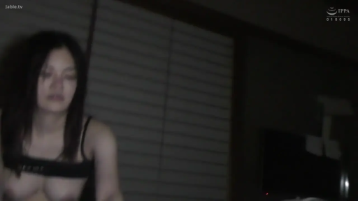 室内 · 坐姿 · 胸部 · 黑色内衣