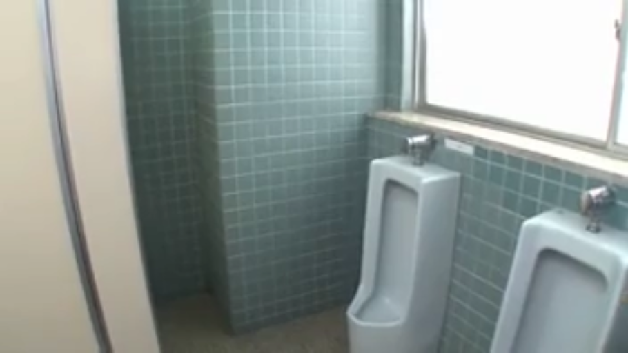 男厕所 · 小便器 · 空景