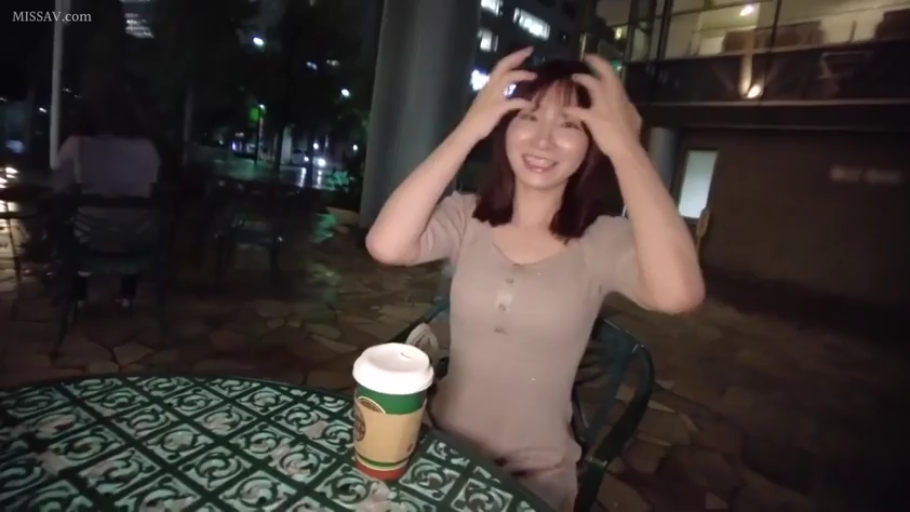 紧身连衣裙