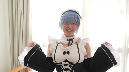 娇羞 · 头部特写 · 室内卧室 · 女仆头饰 · 花边领口