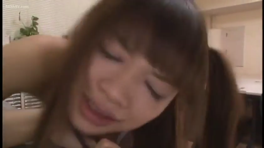 室内 · 抽插 · 脸部特写 · 娇喘 · 裸露上身 · 画面晃动