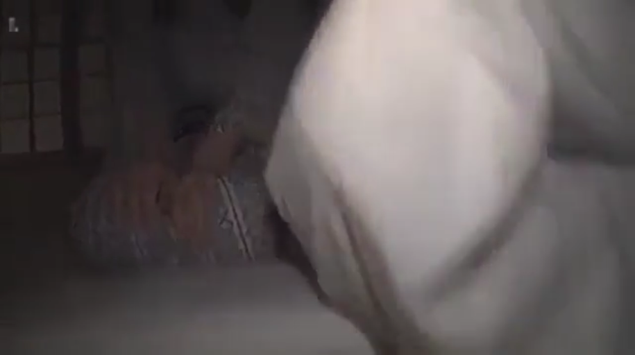 卧室 · 居家服 · 平躺 · 面部模糊 · 睡眠 · 被子 · 偷拍感