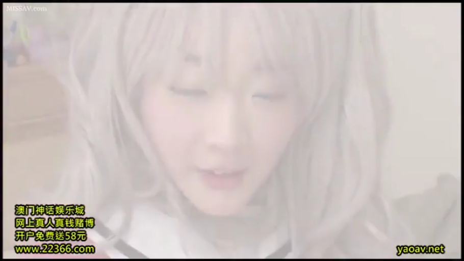 室内 · 脸部特写 · 微笑 · 注视 · JK制服 · 长发 · 正面