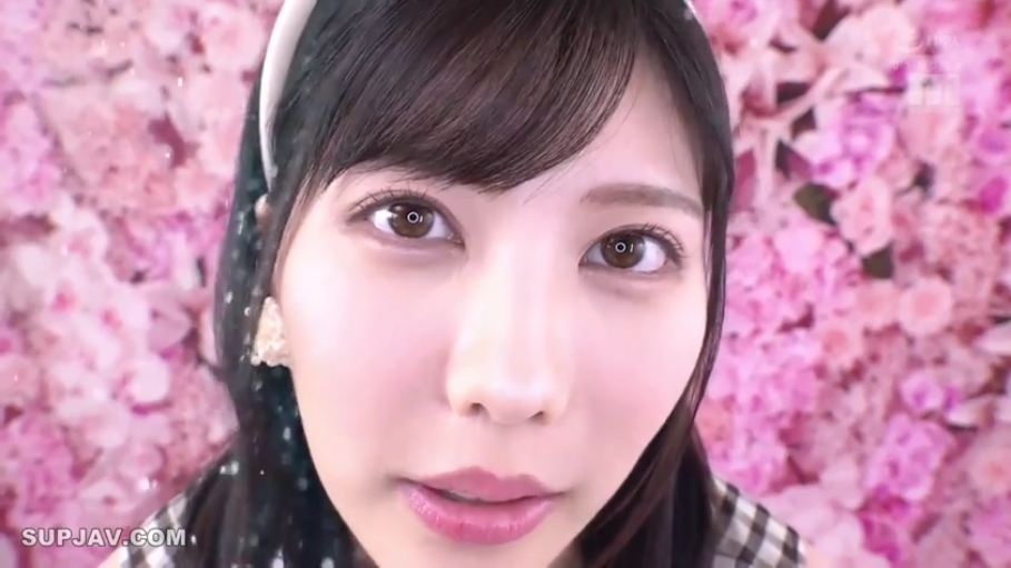 室内 · 脸部特写 · 格子衫