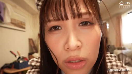 室内 · 凝视 · 眼睛特写 · 格纹女仆装