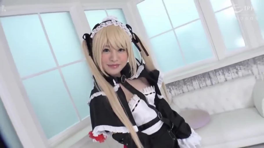 卧室 · 温柔 · 面部特写 · 女仆头饰 · 黑白女仆装