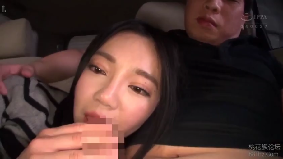 迷离 · 口部特写 · 马赛克 · 针织衫 · 汽车内 · 口交