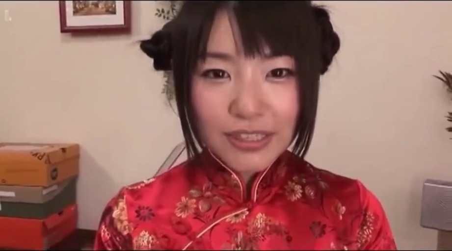 室内 · 面部特写 · 正面 · 红色旗袍