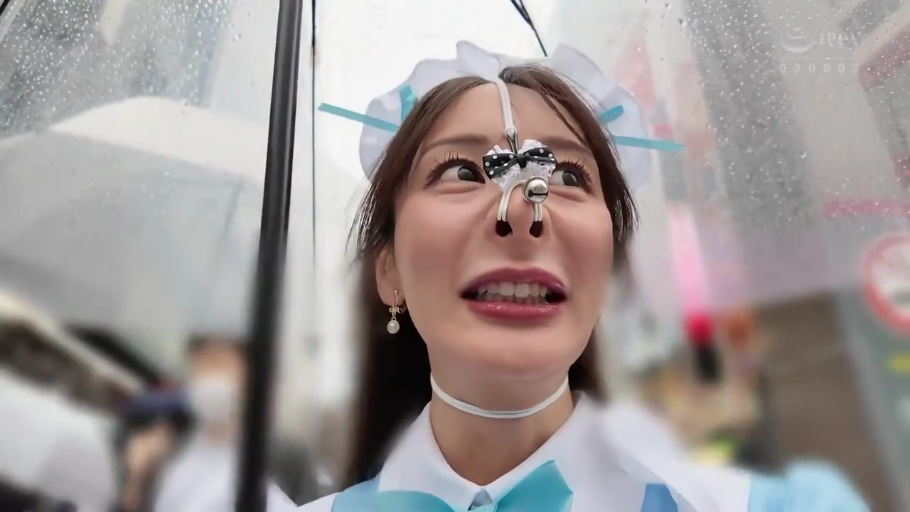 鼻钩细节 · メイド服 · 室外 · 窘迫 · 鼻钩 · 透明雨伞