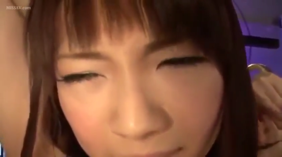 室内 · 眼睛特写 · 极度享受 · 出汗 · 裸露