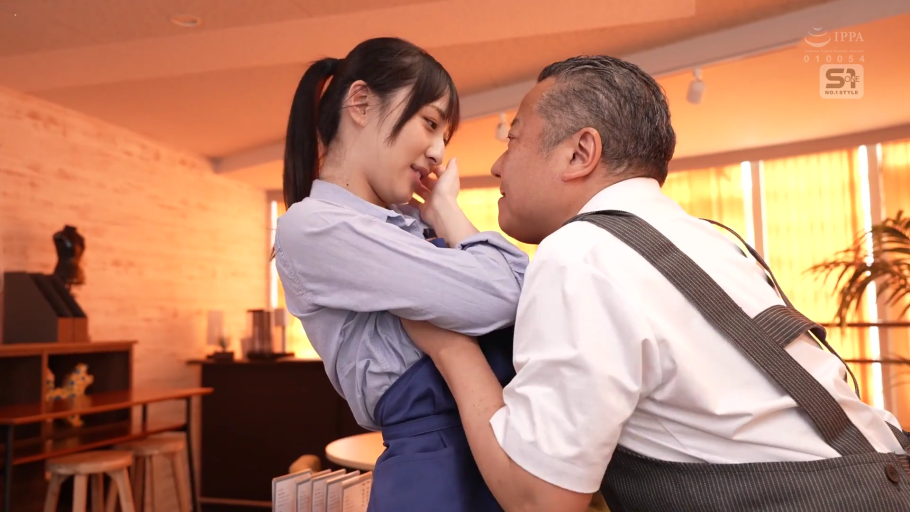 办公室 · 暧昧 · 两人面部特写 · 工作围裙 · 男子白色衬衫加背带围裙