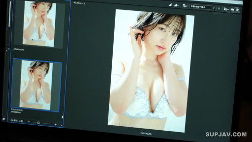 室内 · 女性面部特写 · 凝视镜头 · 白色蕾丝内衣 · 照片浏览界面