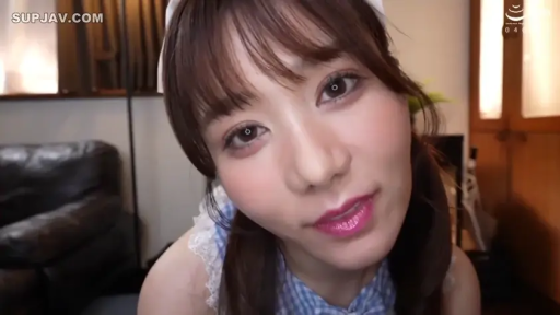 室内 · 眼睛特写 · 女仆头饰 · 蓝白格子女仆装 · 微笑着迷