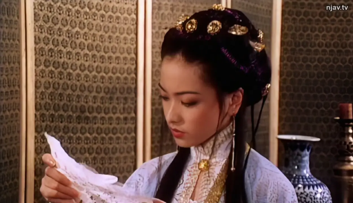 室内 · 半身 · 古装