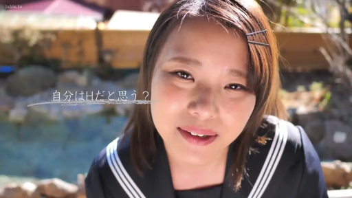 面部特写 · 户外 · 水手服