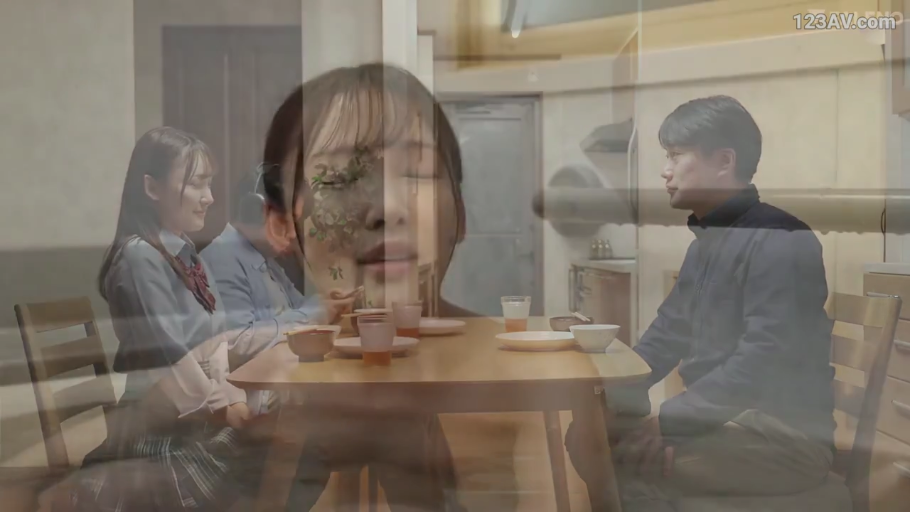 闭眼 · 餐厅 · 餐桌 · 女性面部表情特写 · 男生深色夹克 · 画面叠影效果