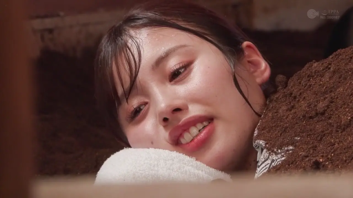 室内 · 脸部特写 · 仰卧 · 浴衣