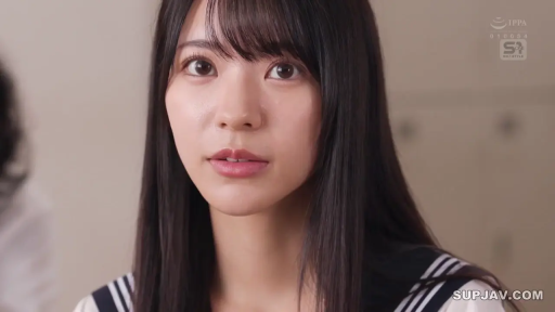 室内 · 特写 · 凝视 · 清纯 · 水手服 · 高清 · 正脸