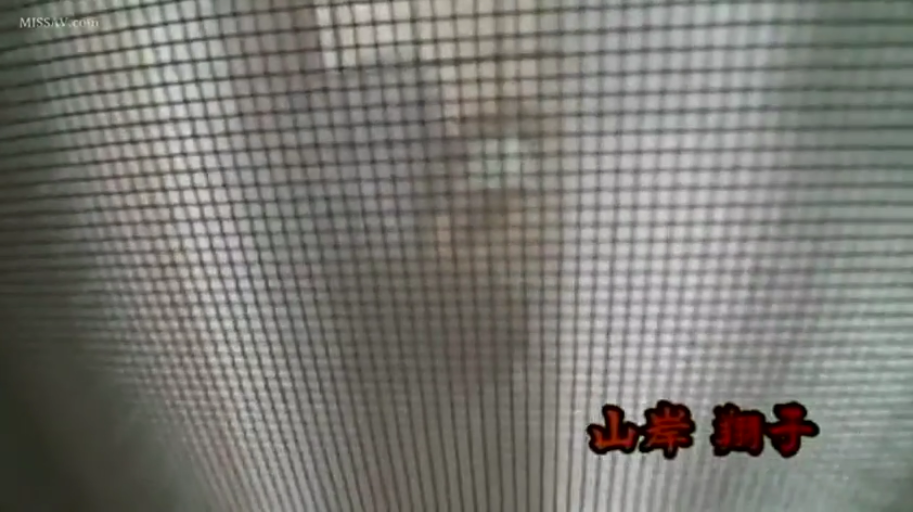 室内 · 站立 · 模糊 · 睡衣 · 窥视 · 纱窗