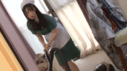 卧室 · 面无表情 · 女仆装围裙 · 绿色女仆装 · 头部及上半身特写