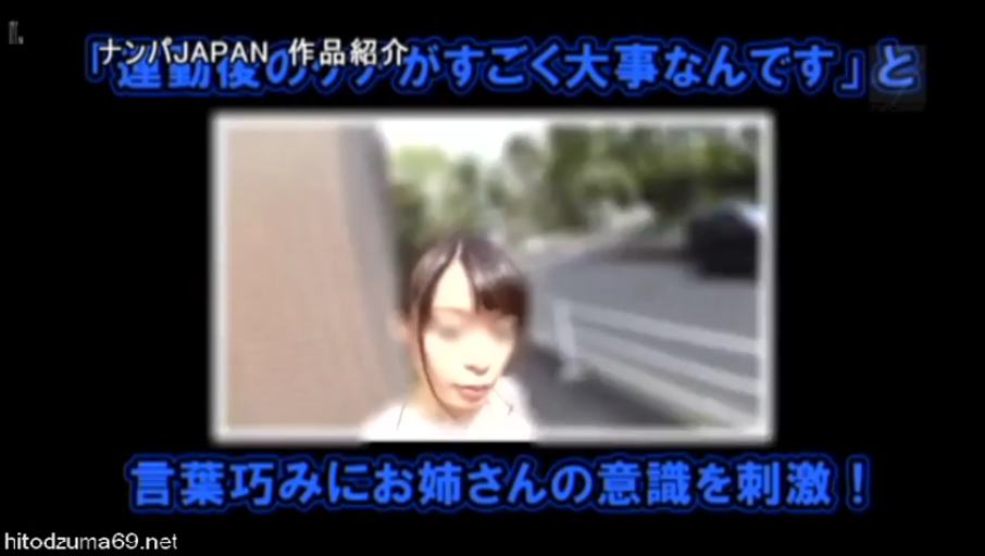 脸部特写 · 自然 · 街道 · 浅色上衣 · 画中画效果