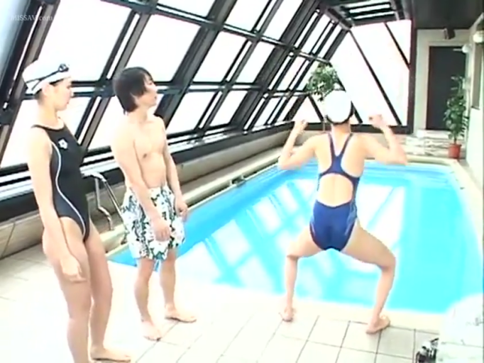 平静 · 室内泳池 · 男士花纹泳裤