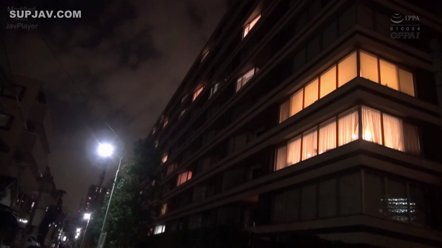 公寓 · 夜景