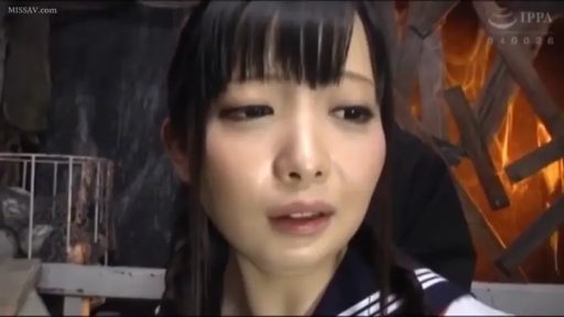 室内 · 脸部特写 · 水手服