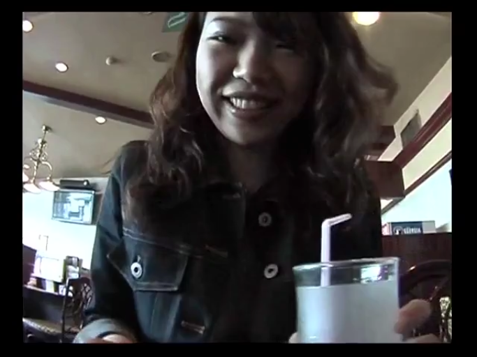 脸部特写 · 餐厅 · 黑色夹克