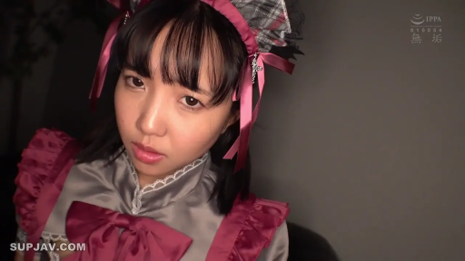 室内 · 脸部特写 · 女仆装