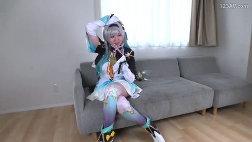 全身姿态 · 彩色过膝袜 · 诱惑 · 客厅