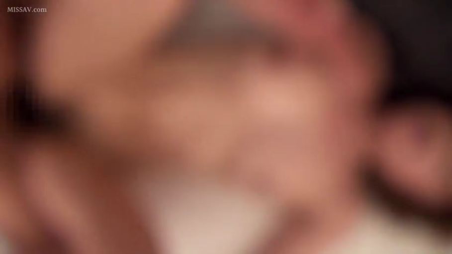 全裸 · 卧室 · 模糊不清 · 性交 · 身体局部