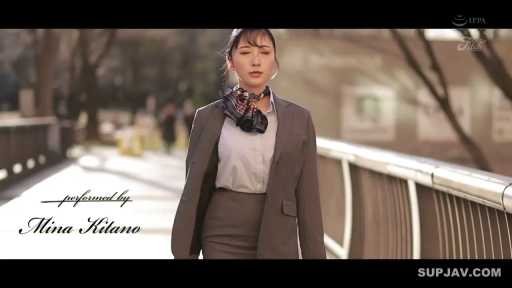 中景 · 户外 · 走姿 · OL职业装