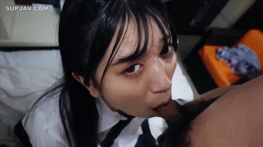 顺从 · 口部特写 · 卧室 · 学生制服 · 口交
