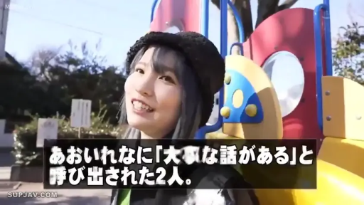 站立 · 面部特写 · 户外公园 · 黑色针织帽