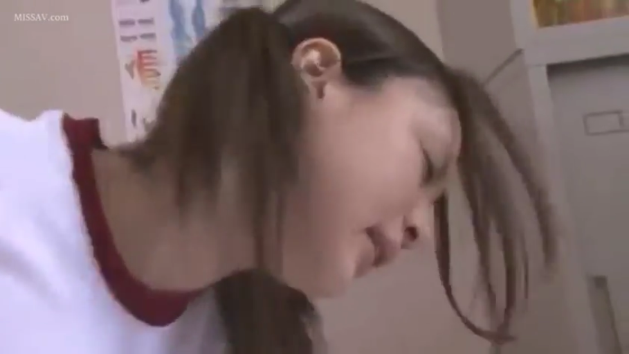 室内 · 性交 · 俯身 · 脸部特写 · 陶醉 · 双马尾 · 体操服