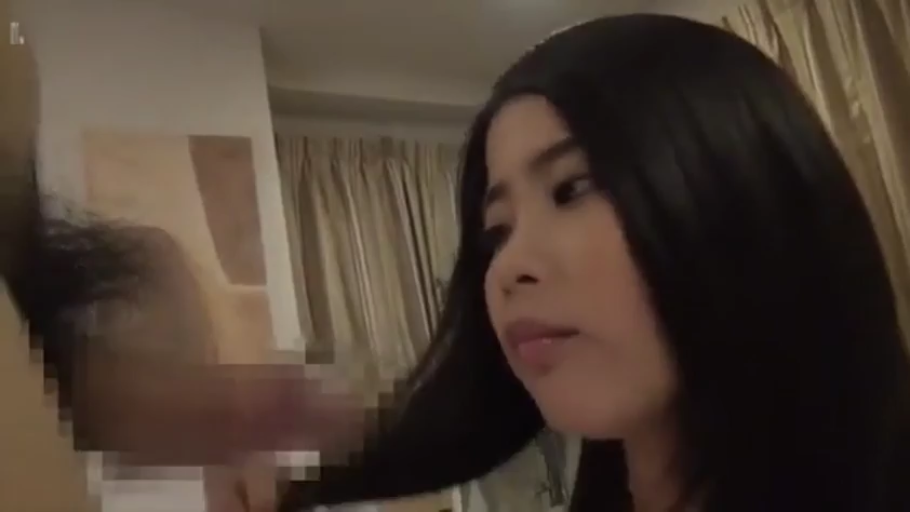 室内 · 脸部特写 · 常服