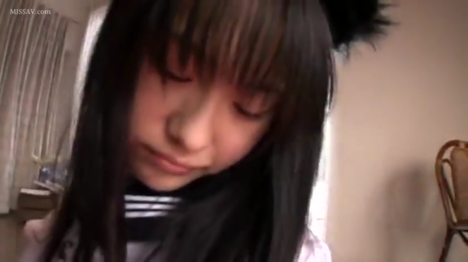 室内 · 半眯眼 · 面部特写 · 水手服领口 · 口交