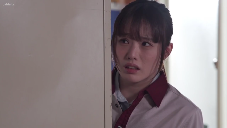 室内 · 脸部 · 衬衫