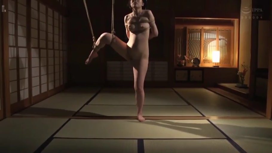 全身 · 全裸 · 和室 · 站立吊缚
