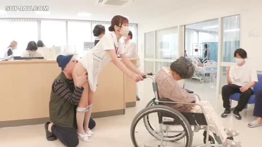医院 · 护士服 · 弯腰 · 远景 · 舔阴 · 露出 · 轮椅 · 戴口罩