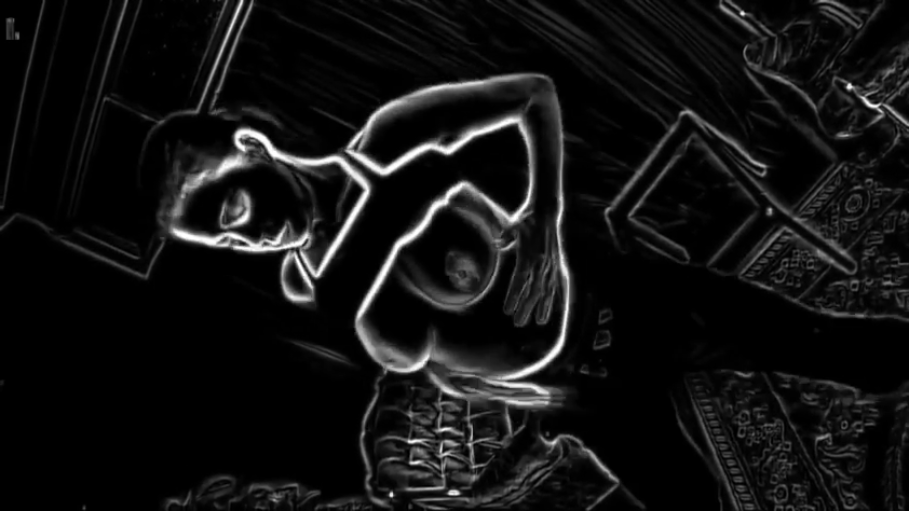 室内 · 坐姿 · 胸部 · 展示 · 诱惑 · 椅子 · 半裸 · 特效