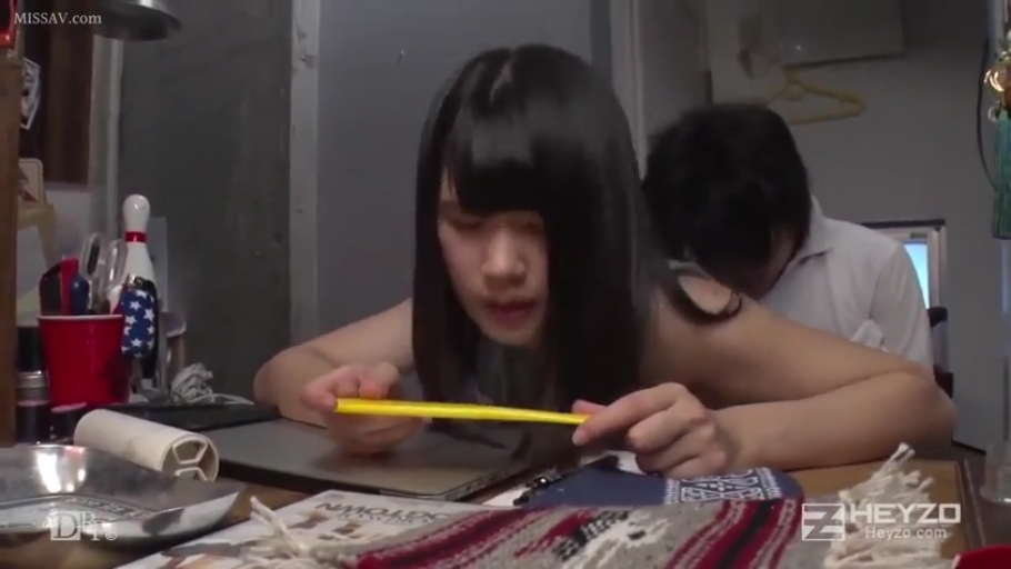 室内 · 性交 · 迷离 · 中景 · 电脑 · 俯卧 · 半裸 · 日本AV