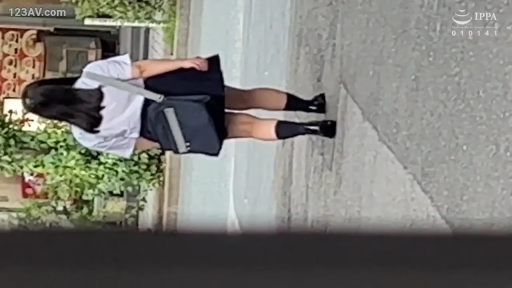 全身 · JK制服 · 户外街道