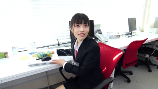 坐姿 · 面部 · 办公室 · 微笑 · 职场女性 · OL制服 · 扭头 · 办公用品