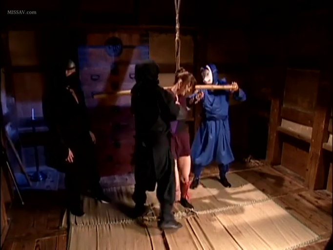 Japanese-style room · 忍者服饰 · 无助 · 忍者装束 · 绳索细节 · 头部及绳索特写